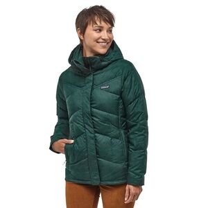 Patagonia Women's Green Puffer Jacket
